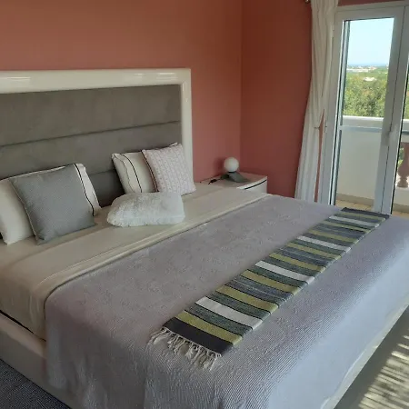 Local Patudos, Com Terraco Privado 3* Ταβίρα