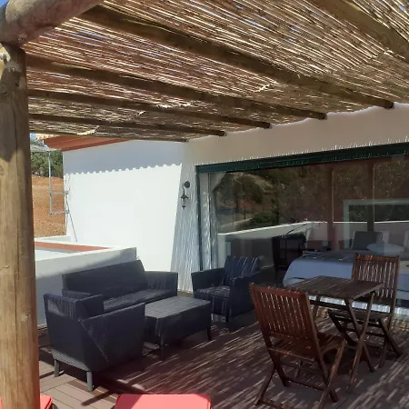 Local Patudos, Com Terraco Privado 4*