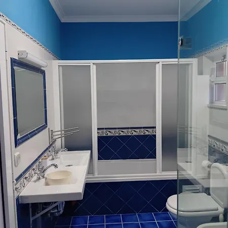 Πανσιόν Local Patudos, Com Terraco Privado 3*