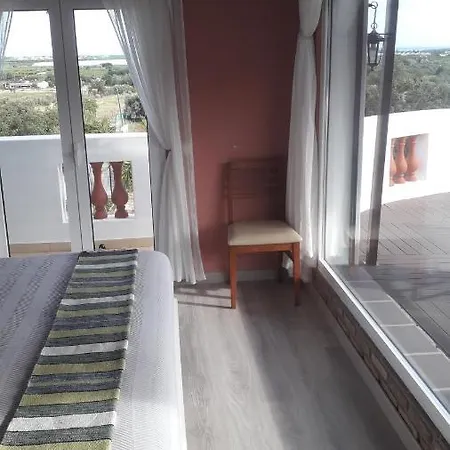 Local Patudos, Com Terraco Privado Πανσιόν *