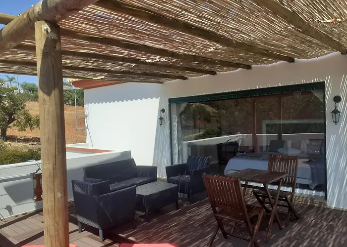 Local Patudos, Com Terraco Privado 4*